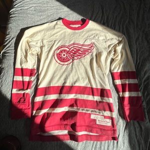 Vintage red wings jersey